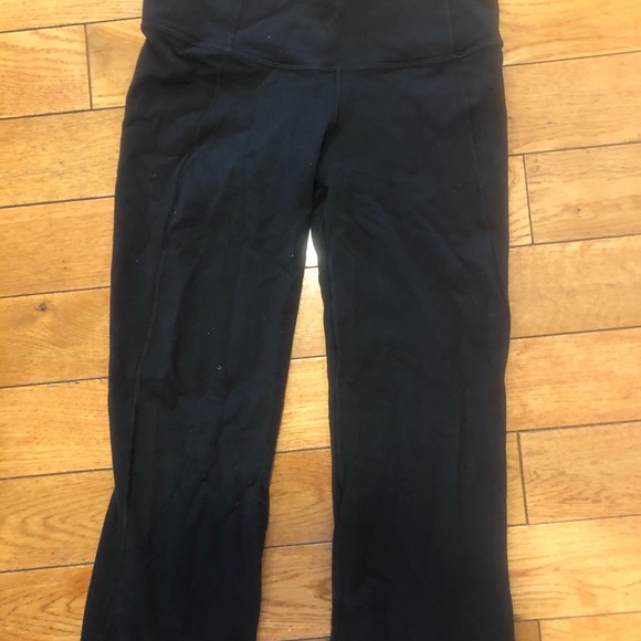 lululemon cropped yoga pant - Picture 3 of 5